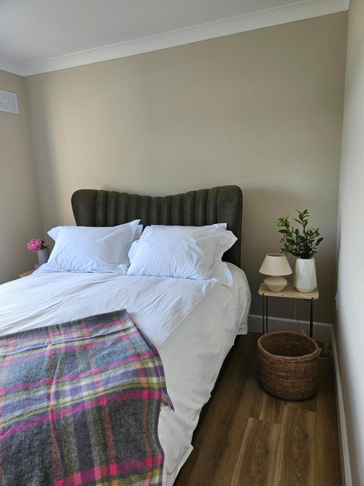Hébergement de vacances Three Bedroom Cosy Quiet Luxury In The Burren Wild Atlantic Way Galway