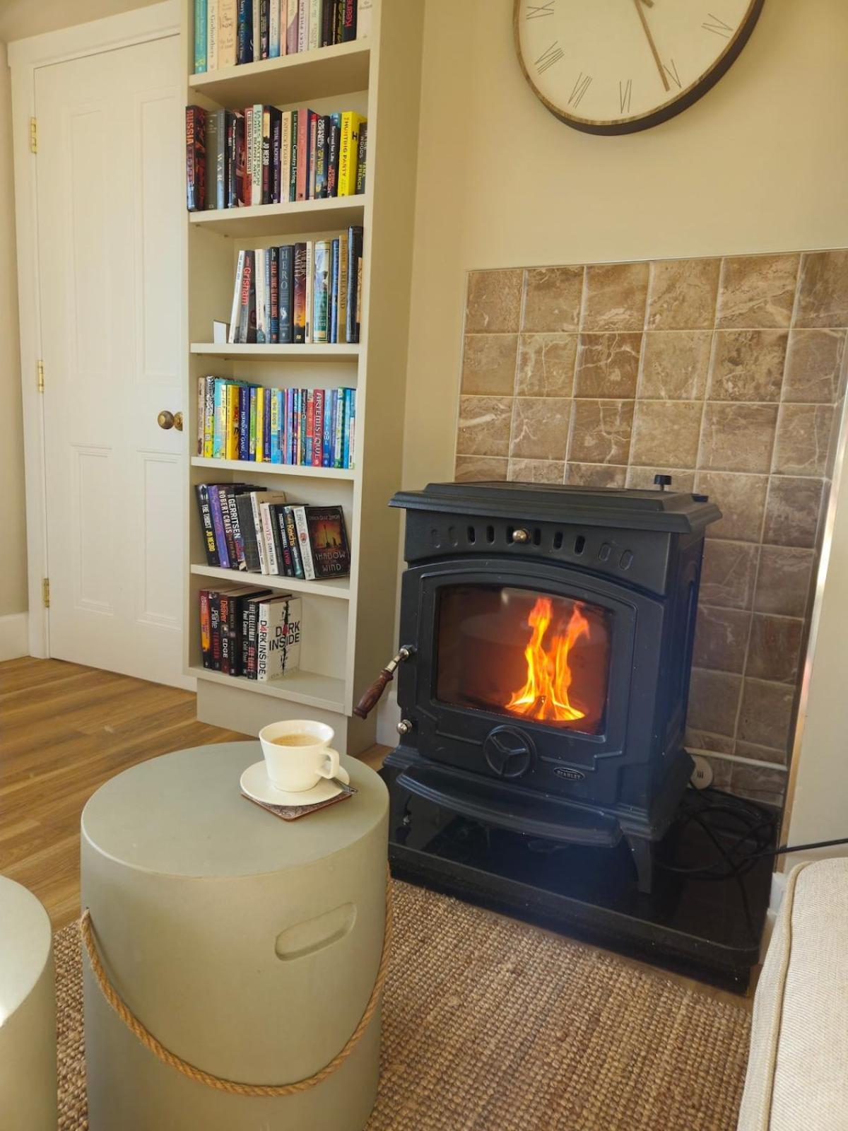 Hébergement de vacances Three Bedroom Cosy Quiet Luxury In The Burren Wild Atlantic Way *