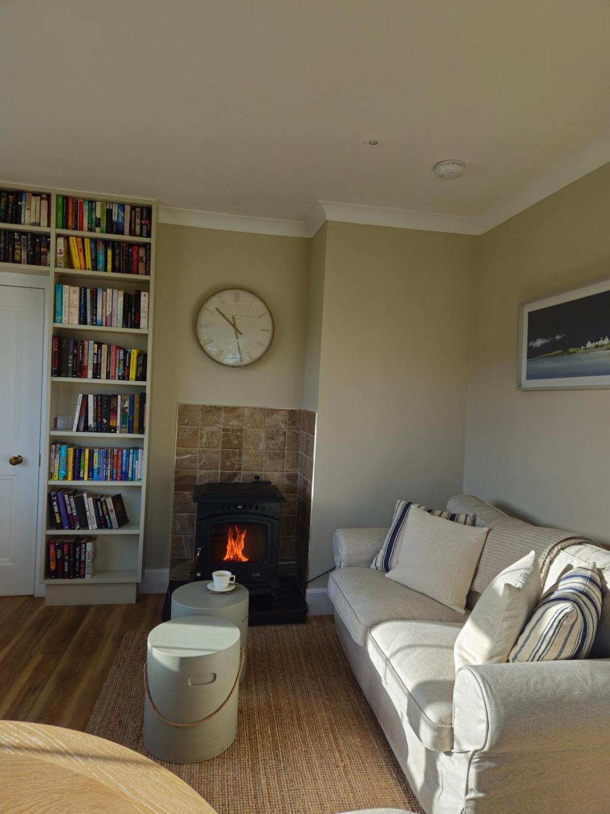 Three Bedroom Cosy Quiet Luxury In The Burren Wild Atlantic Way Hébergement de vacances